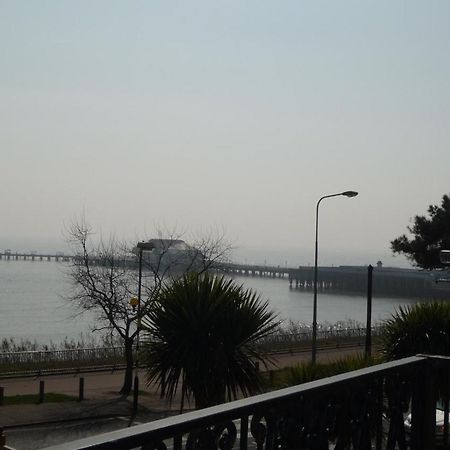 Esplanade Hotel Clacton-on-Sea Buitenkant foto